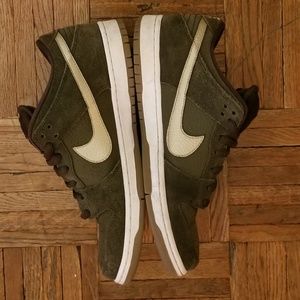 Nike SB Dunk Low